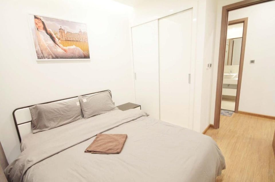 BOM HOMES* VINHOMES METROPOLIS-3BR- LUXURY APT Apartment in Hanoi