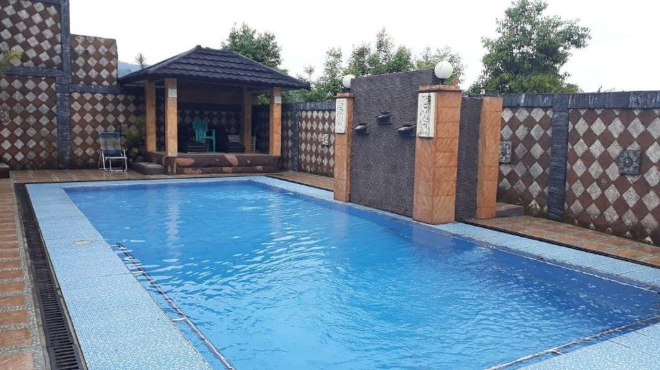 Villa faher Villa in Cisarua