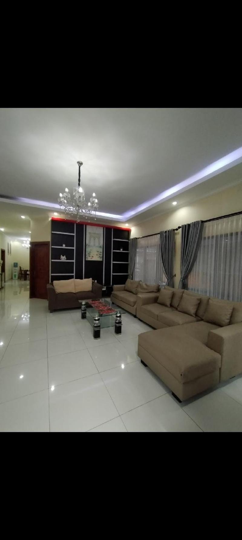 Villa faugi Villa in Cisarua