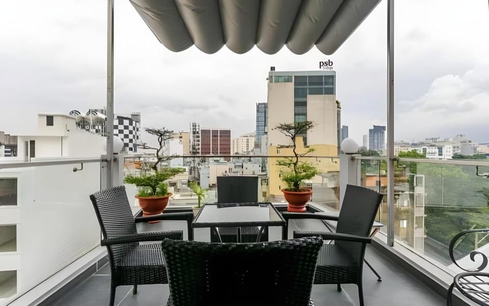 Artistic Loft ❆ hidden in the ❤ of Saigon Apartment in Ho Chi Minh City