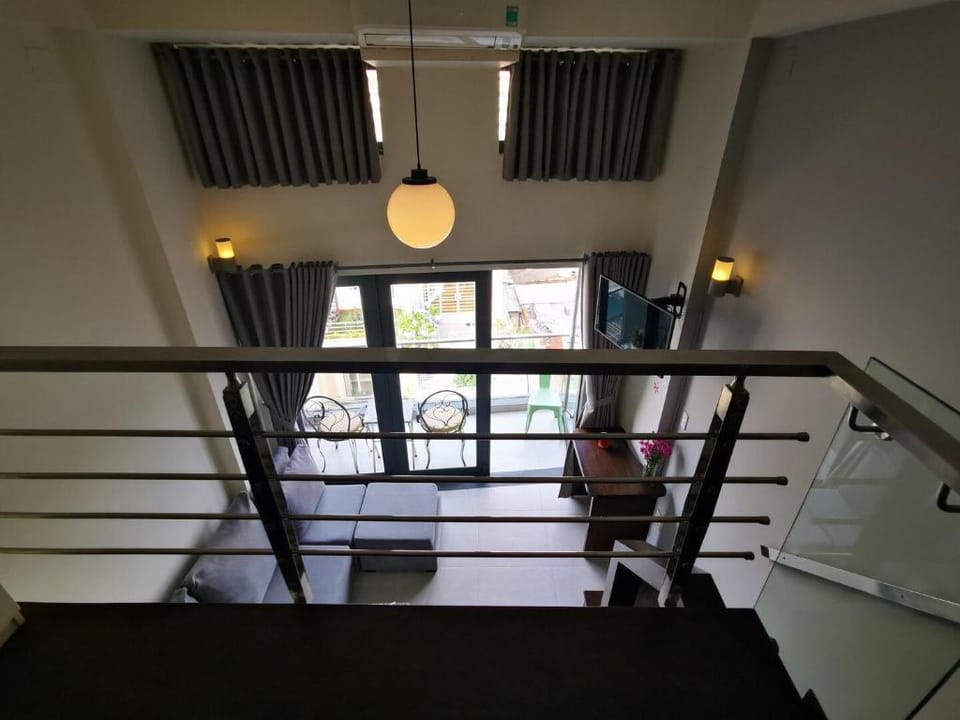 Sunkissed Loft w/BALCONY hidden in  ❤ of Saigon Apartment in Ho Chi Minh City