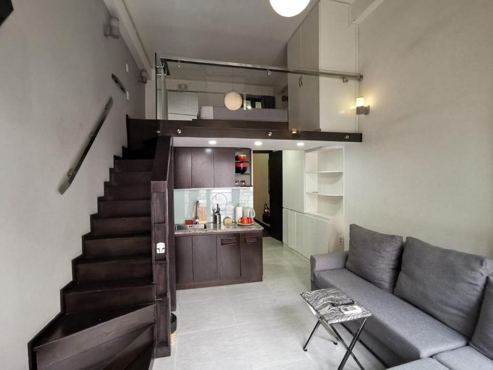 Sunkissed Loft w/BALCONY hidden in  ❤ of Saigon Apartment in Ho Chi Minh City