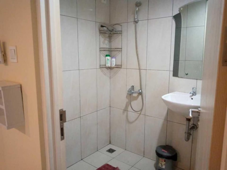 Two BR Level  9 @ Grand Kamala  Lagoon Vacation rental in West Java