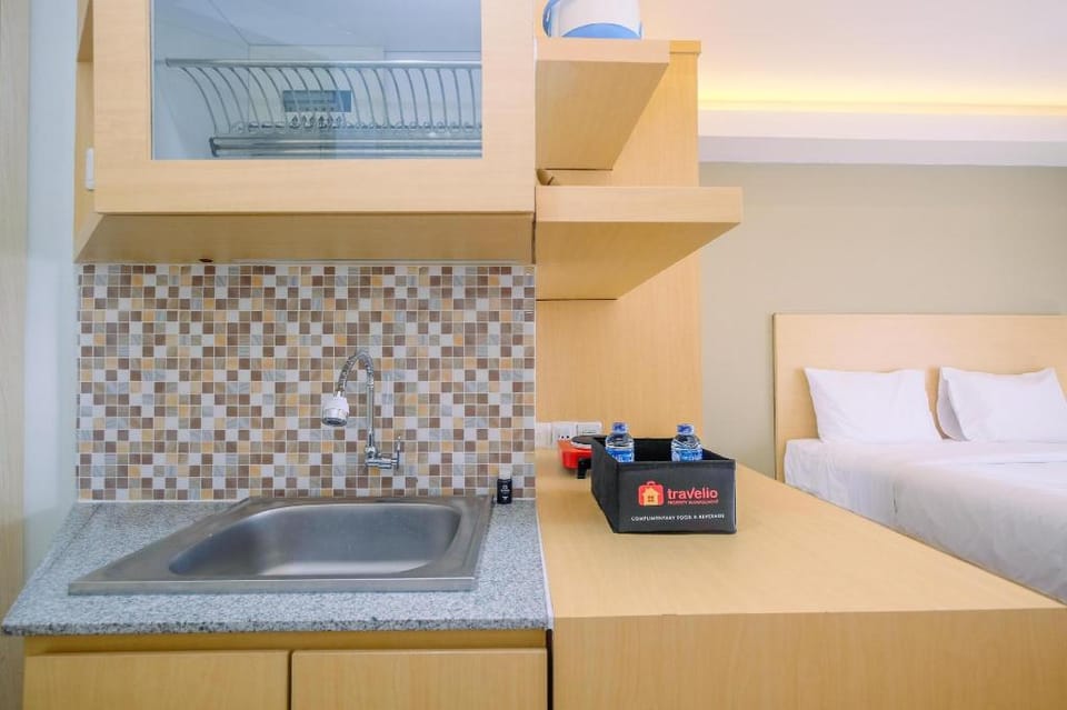 Stylish Studio at Amethyst Tower By Travelio   Apartment in Jakarta