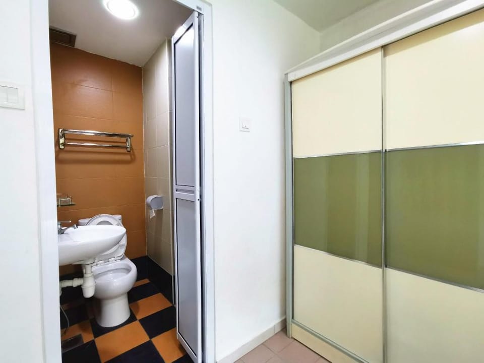 Private Bedroom I 01 Perindustrian Lukut Indah Vacation rental in Port Dickson