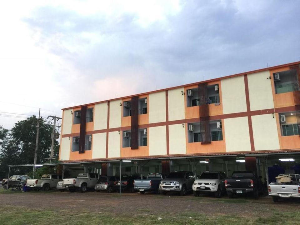 Pak Thong Chai Apartments Apartment in Laos