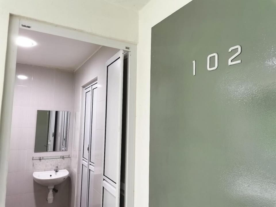 Two Bedrooms I Perin. Lukut Indah (Up to 4 Pax) Vacation rental in Port Dickson