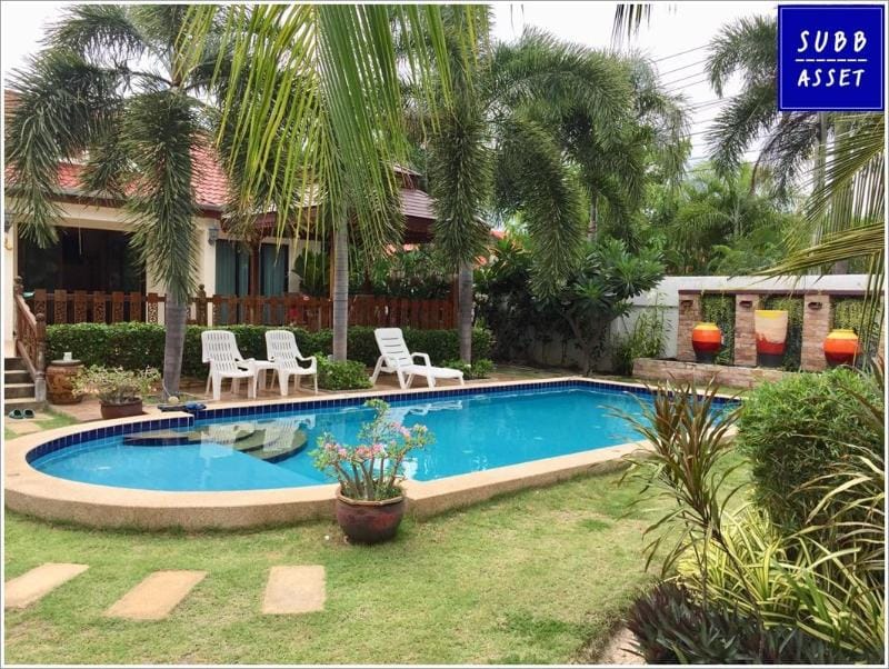 PoolVilla for 10 Persons | Crystal View Huahin Villa in Nong Kae
