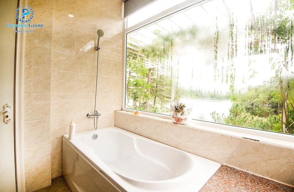 Premium Lan Anh Resort Da Lat - Deluxe  Villa in Dalat