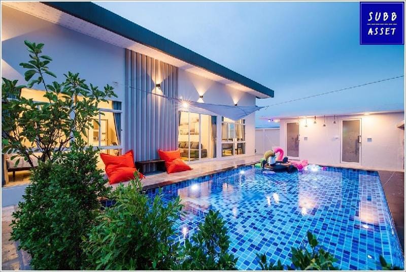 Modern Style PoolVilla for 20 Persons | Huahin Villa in Nong Kae