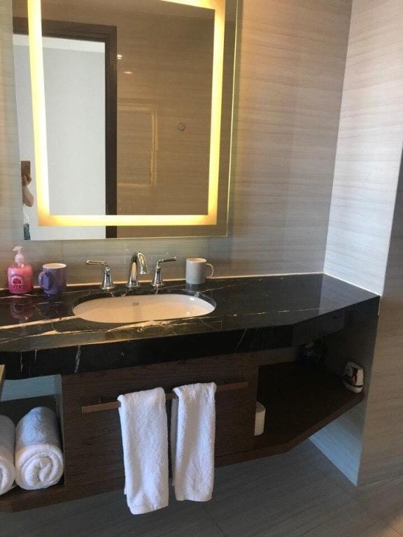Vinlegend Apartment Luxury Ocean view Apartment in Nha Trang