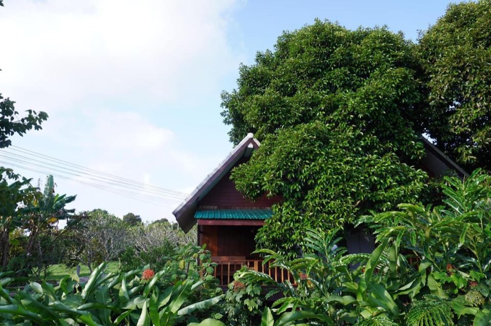 Tha Mai Bungalows Vacation rental in Thailand