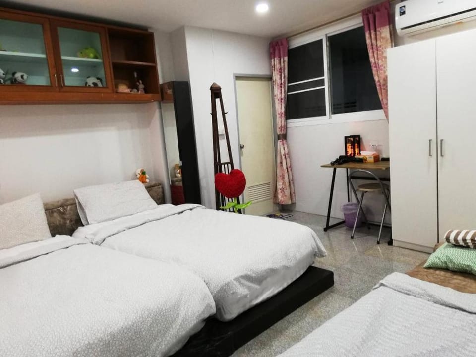 New Near Chinatown(MRT HUA LAMPONG STATION) Vacation rental in Bangkok