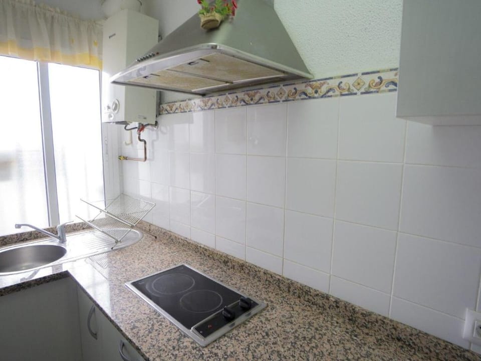 RentalSevilla Quiet apartment next to Santa Justa Apartment in Seville