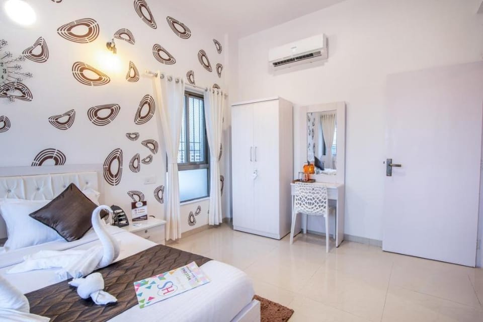 Comfy room close to us embassy BKC Priavte Room  Vacation rental in Mumbai