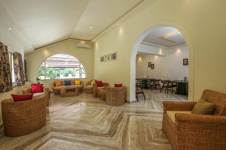 Six BedRooms Nr Majorda Beach with pool Villa in Goa, India