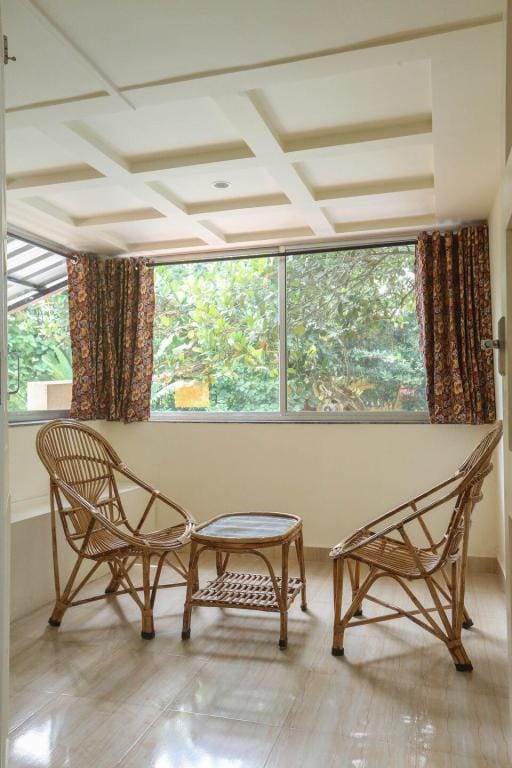 Six BedRooms Nr Majorda Beach with pool Villa in Goa, India