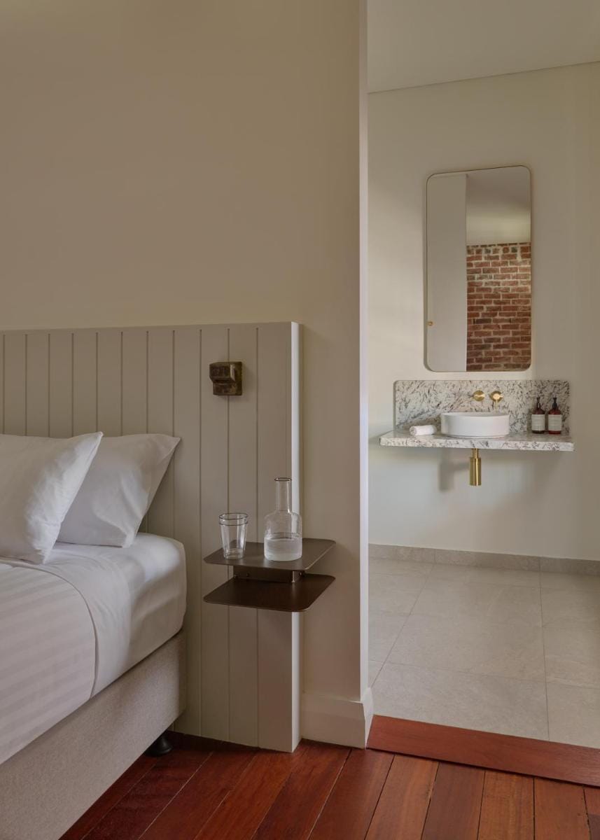 Garde and Warders Hotel Hotel in Perth