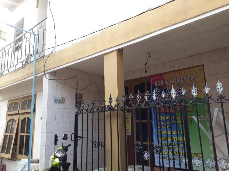 Homestay Mas Arjuna - Female Only Vacation rental in Surabaya