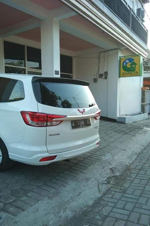 Ganeta Homestay Syariah Bed and Breakfast in East Java
