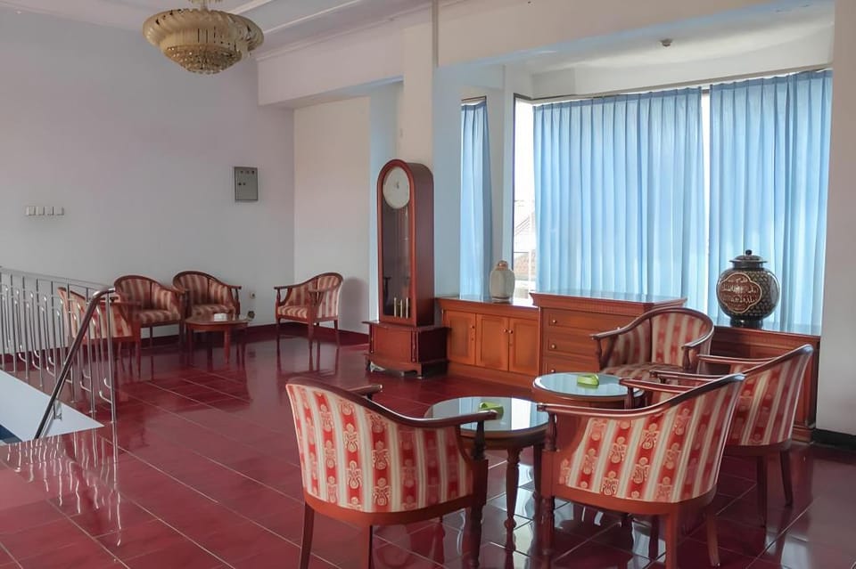 Hotel Rajawali Mitra RedDoorz Hotel in West Java