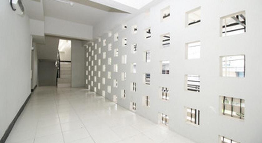 Marson Interkota Residence Mitra RedDoorz Hotel in Jakarta
