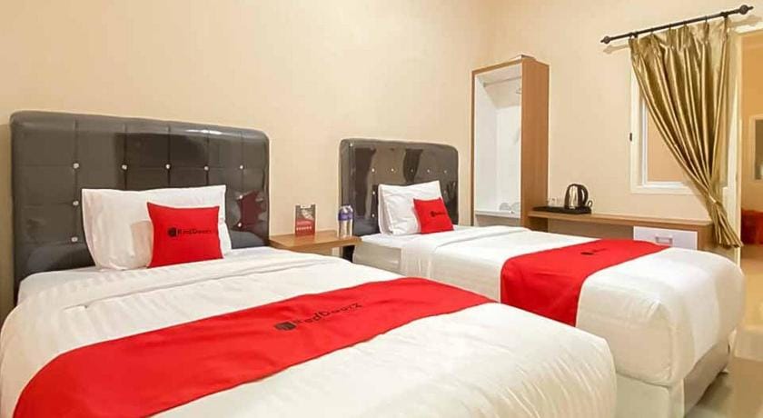 RedDoorz Plus @ Permata Gueshouse Lampung Hotel in Indonesia