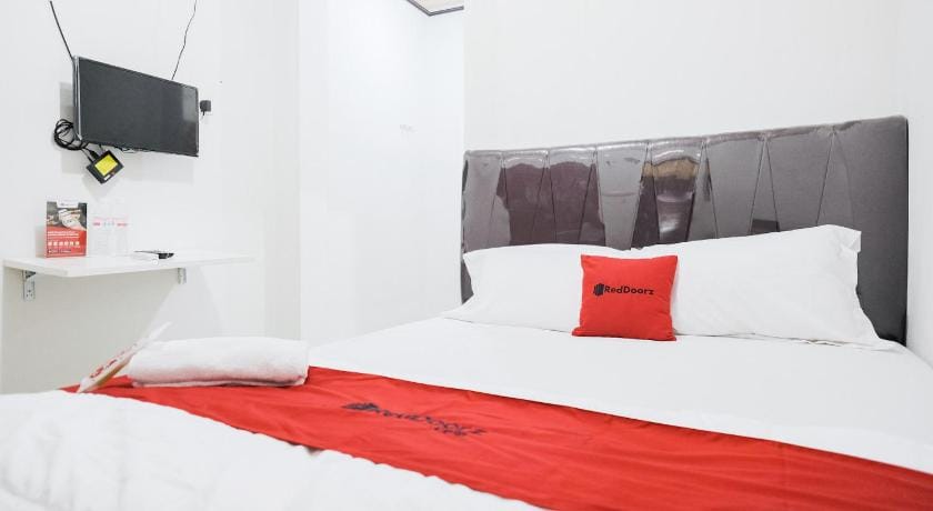 RedDoorz near Jalan Perintis Kemerdekaan Lampung Hotel in Indonesia
