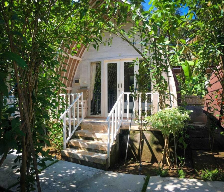 The Vagary for 3 for Three  Vacation rental in Nusapenida