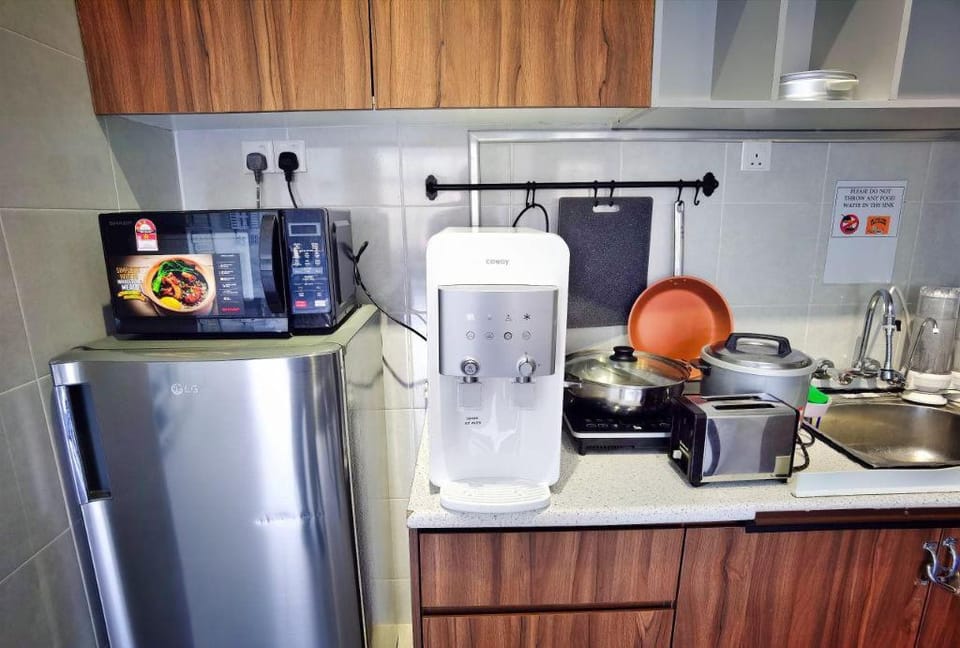 Golden Hills 3 Bedrooms Penthouse Night Market Apartment in Brinchang