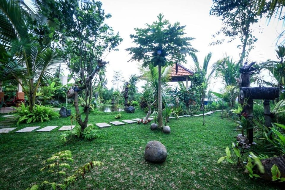 Dewa jati house #1 Vacation rental in Tampaksiring
