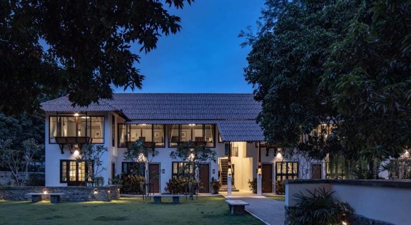Palin Family Cottage Hotel in Thailand