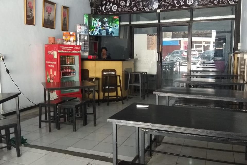 Hotel O Homestay 47 Latanete Near Living Plaza Hotel in Indonesia