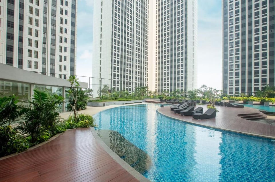 Louis Kienne Cikarang Hotel & Service Apartment Hotel in West Java