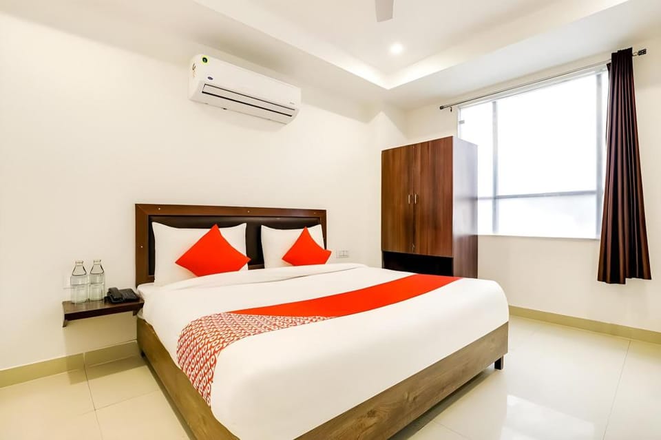 Super Collection O Tilak Nagar Near Pacific Mall Hotel in New Delhi