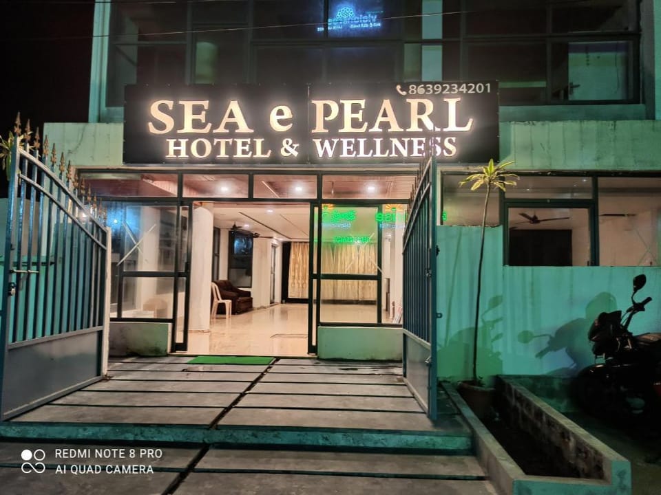 SEA E PEARL HOTEL Hotel in Visakhapatnam