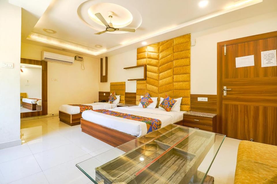 FabHotel Royal Aanandam Hotel in Uttar Pradesh