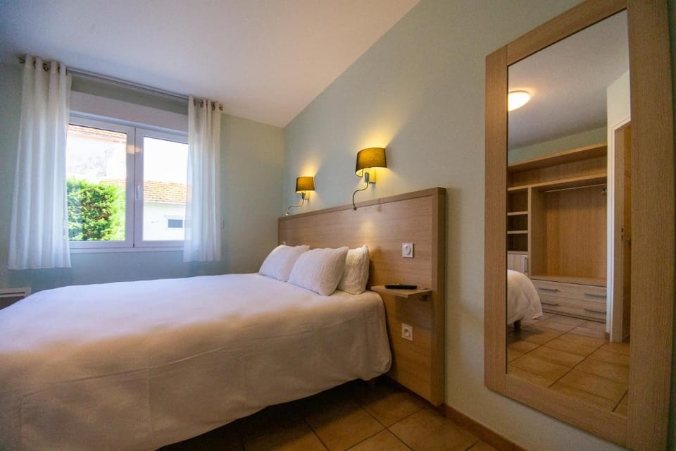 Hôtel LES TERRASSES Hotel in Soulac-sur-Mer