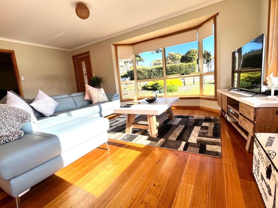 The Hazards Beach Escape Vacation rental in Freycinet