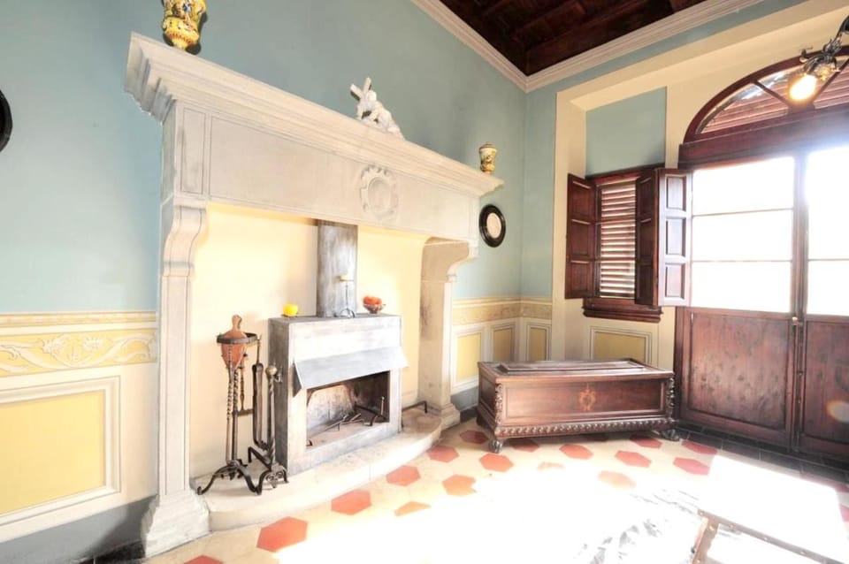 Rustic Elegance Near Florence Villa in Tuscany