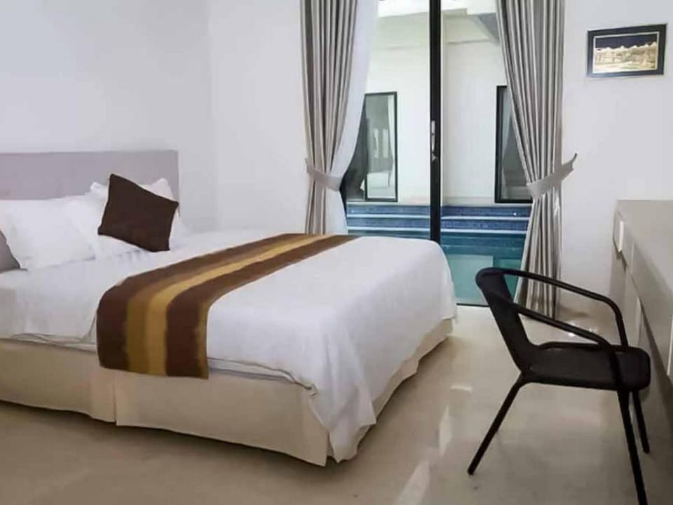 Bangka Suite Mitra RedDoorz Bed and Breakfast in South Jakarta City