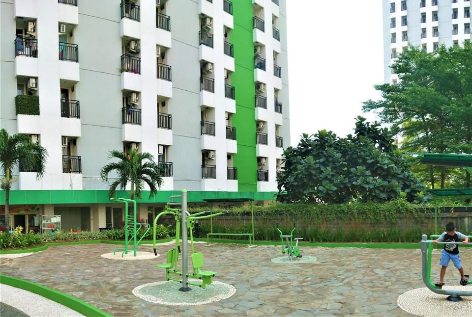Apartment Green Lake View Ciputat by Celebrity Room Hotel in South Jakarta City