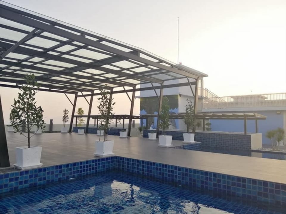 Jyuraku Homestay, The Venus Sitiawan Apartment in Perak