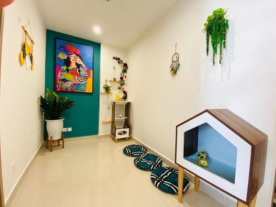 BOM HOMES_VINHOMES OCEAN PARK- 1BR- LUXURY APT Apartment in Laos