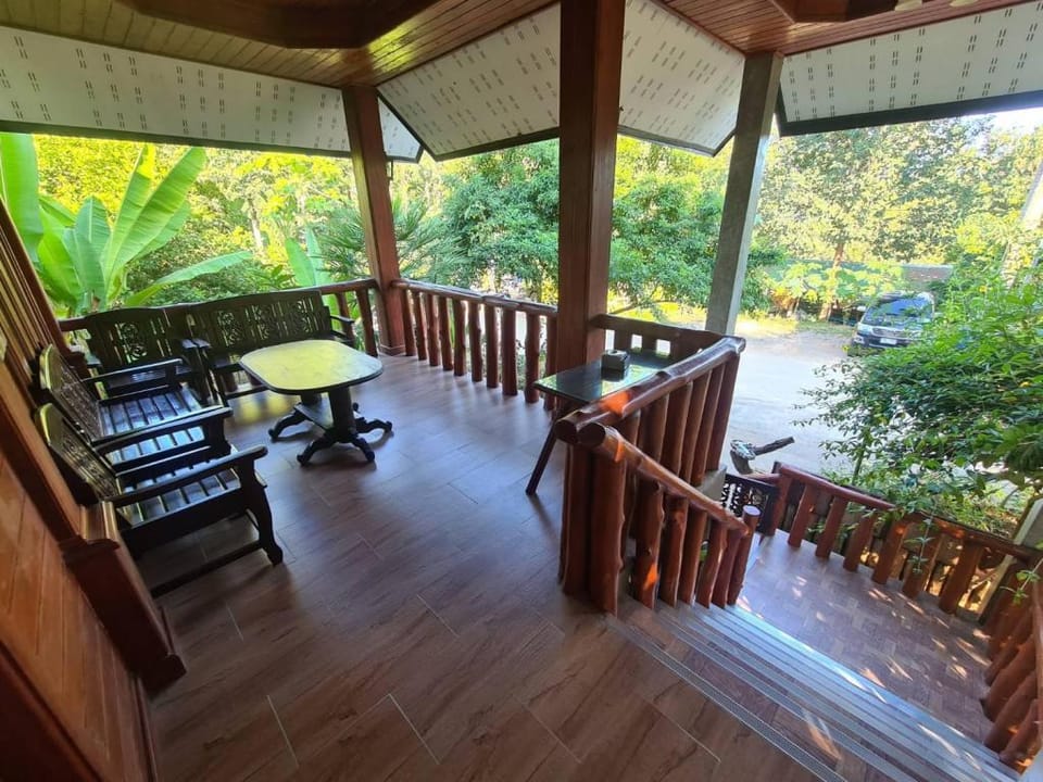 Baanhahimnarm - บ้านฮาฮิมน้ำ Vacation rental in Laos
