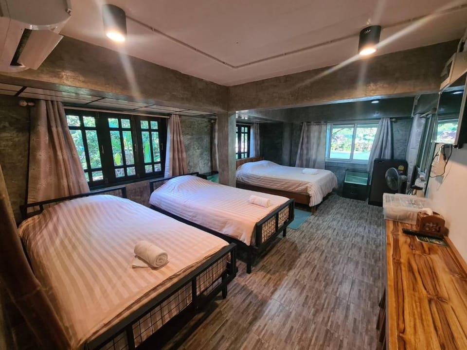 Baanhahimnarm - บ้านฮาฮิมน้ำ Vacation rental in Laos