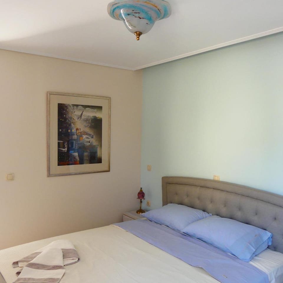 Theasis Athens Bed and Breakfast in Athens