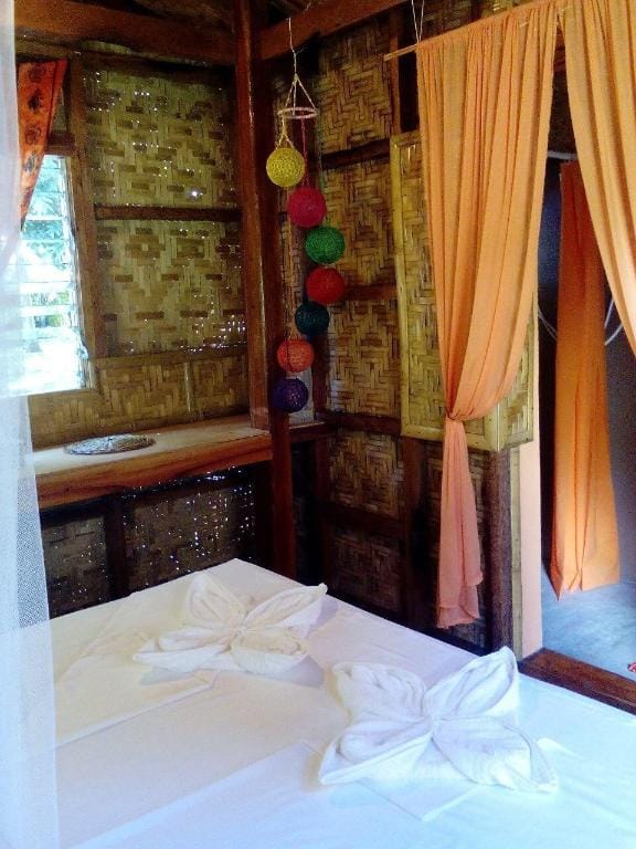 Cozy Orange bungalow Vacation rental in Northern Mindanao