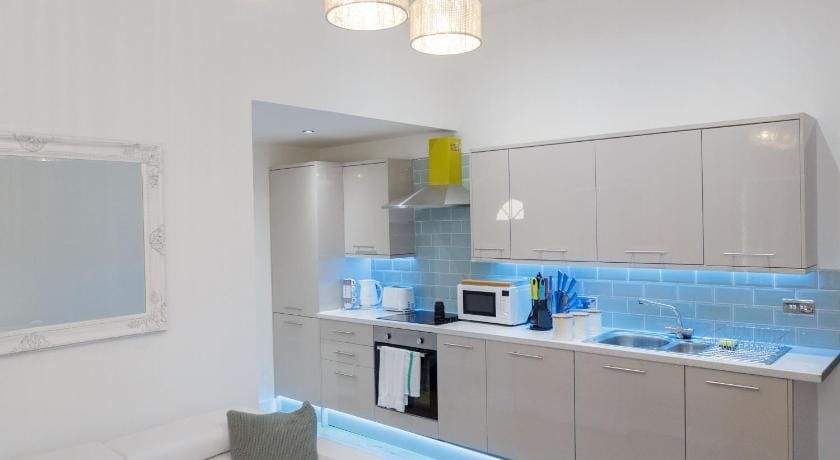 Live in Leeds Greenhill Bungalows Apartment in Leeds