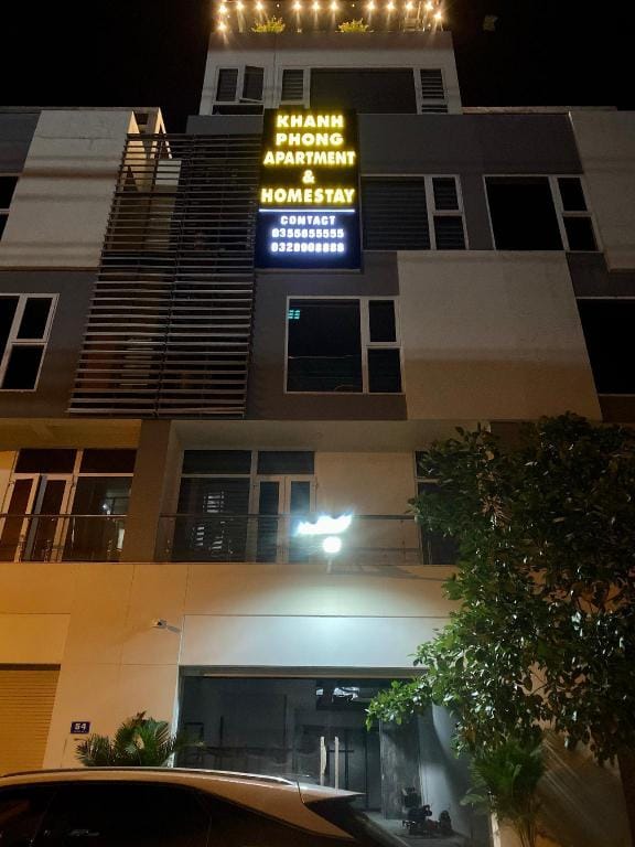 Khanh Phong Apartment Waterfront 1 BR. Apartment in Laos